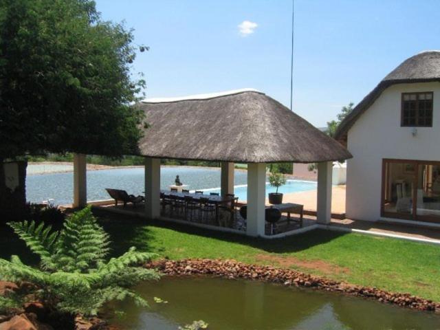 Steynshoop Self-Catering Valley Lodge Hekpoort Bagian luar foto