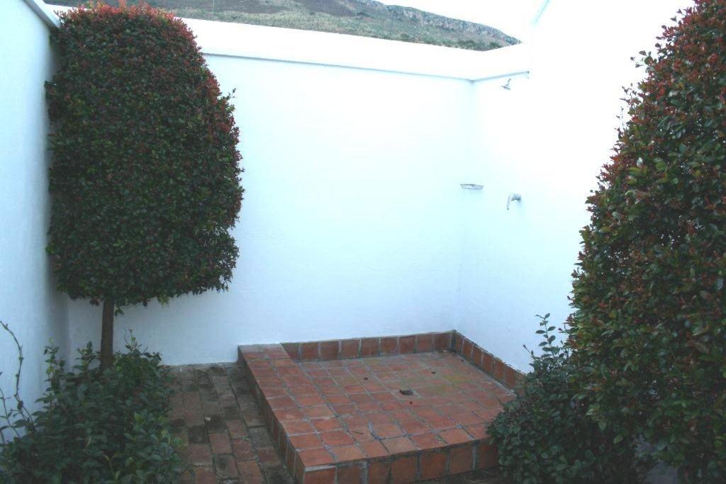 Steynshoop Self-Catering Valley Lodge Hekpoort Bagian luar foto